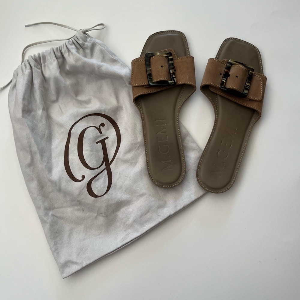 MGemi  Brown Slide Sandals with Tortoise Buckle 38.5